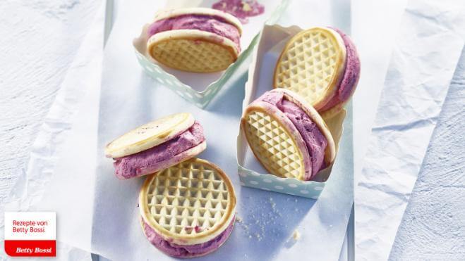 Mascarpone-Beeren-Glace-Sandwiches