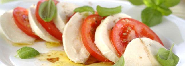 Salade Caprese traditionnelle
