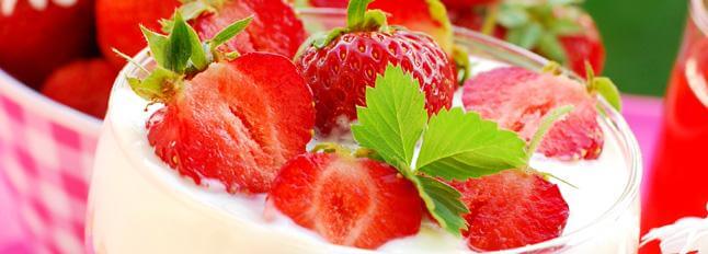 Mascarpone mit Erdbeeren aus dem Eisbecher