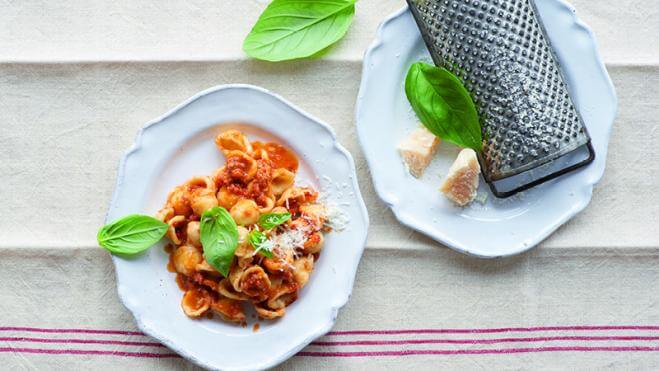 Orecchiette al pesto trapanese (Tomaten-Mandel-Pesto)