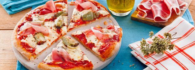 Pizza Regina con prosciutto e carciofi