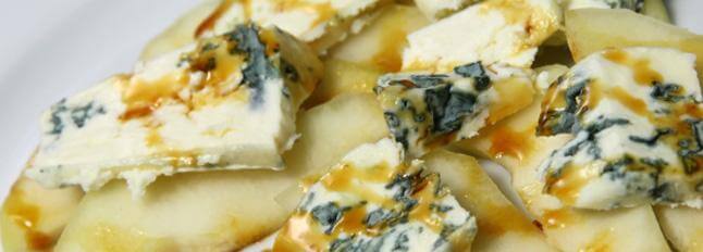 Warme Birnen mit Gorgonzola