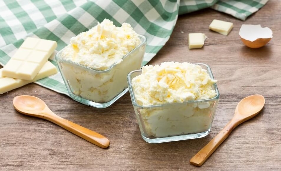 Mousse au chocolat blanc et noix de coco