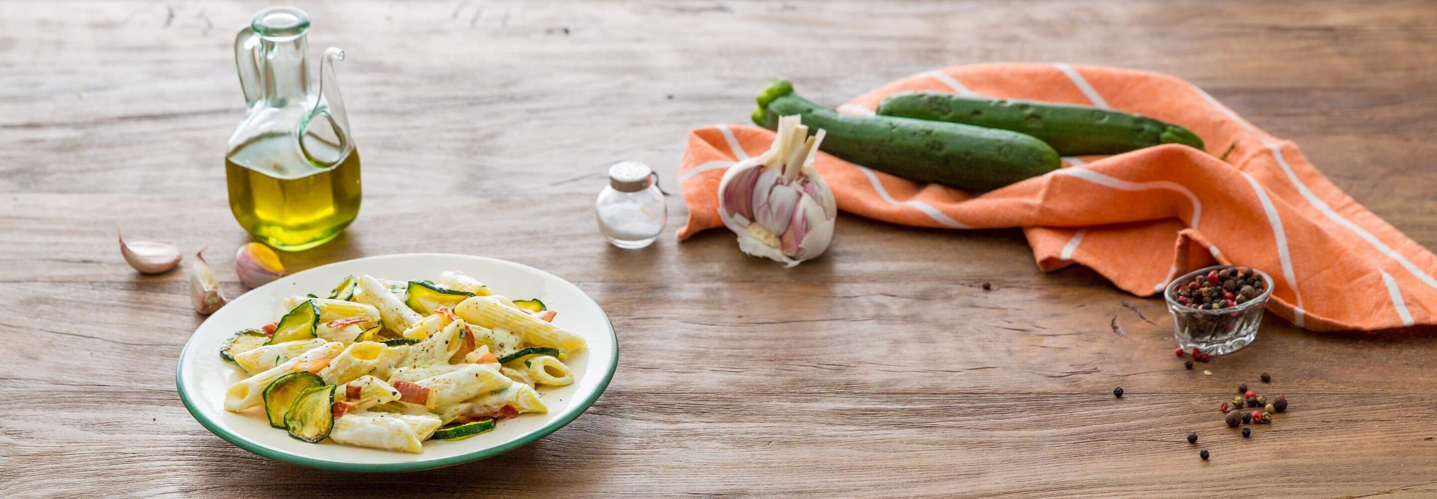 Pâtes aux courgettes, pancetta et ricotta