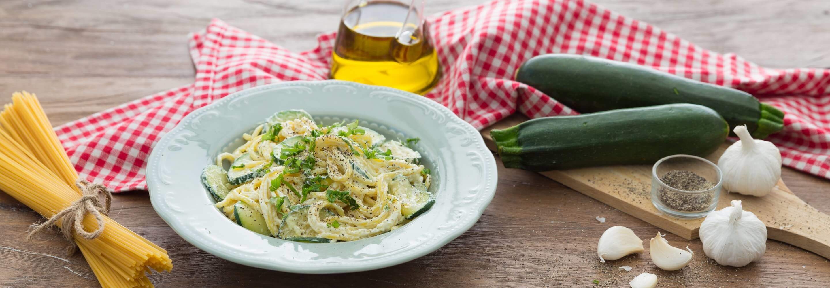 Spaghetti mit Zucchetti und Ricotta