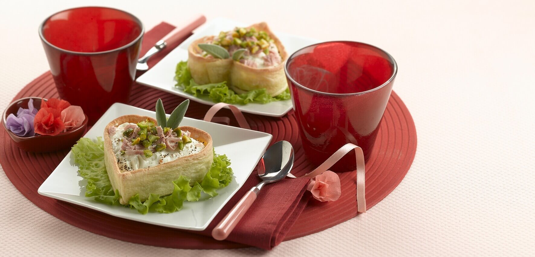 Cestini con mascarpone, mortadella e pistacchi