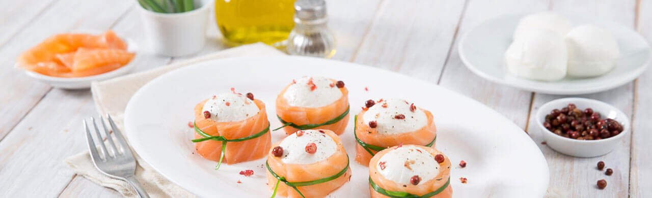 Involtini di salmone e Mozzarelline