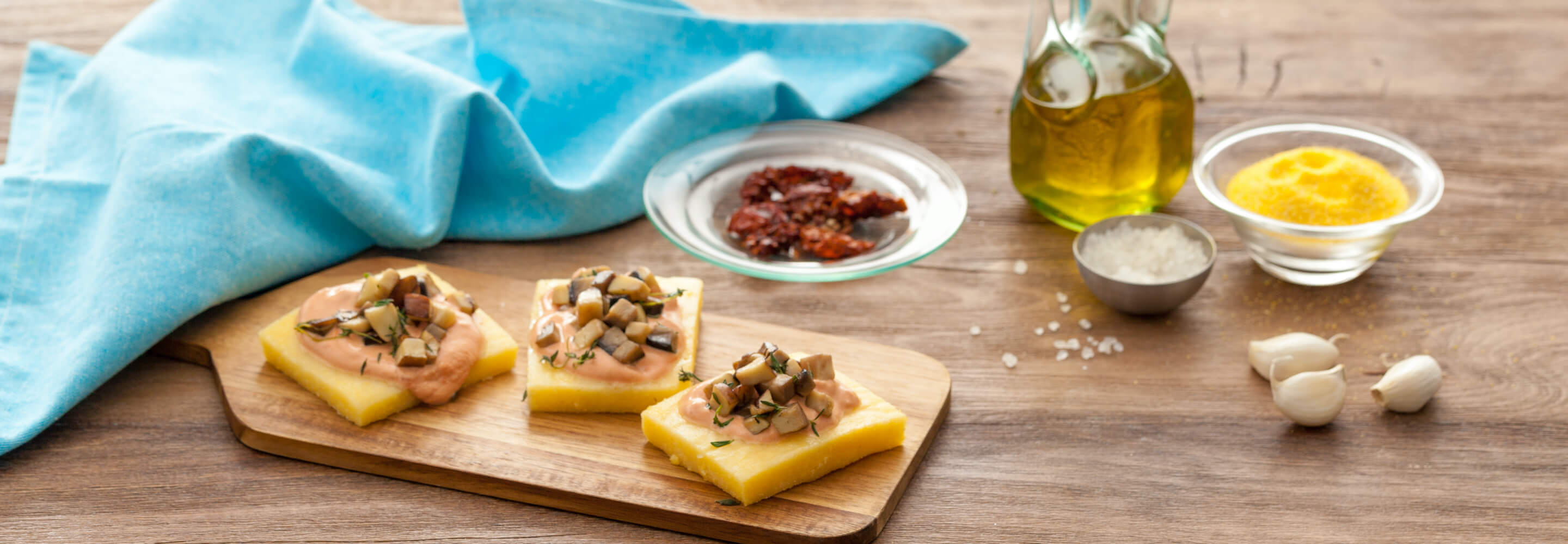 Crostini de polenta à la crème de ricotta et cèpes