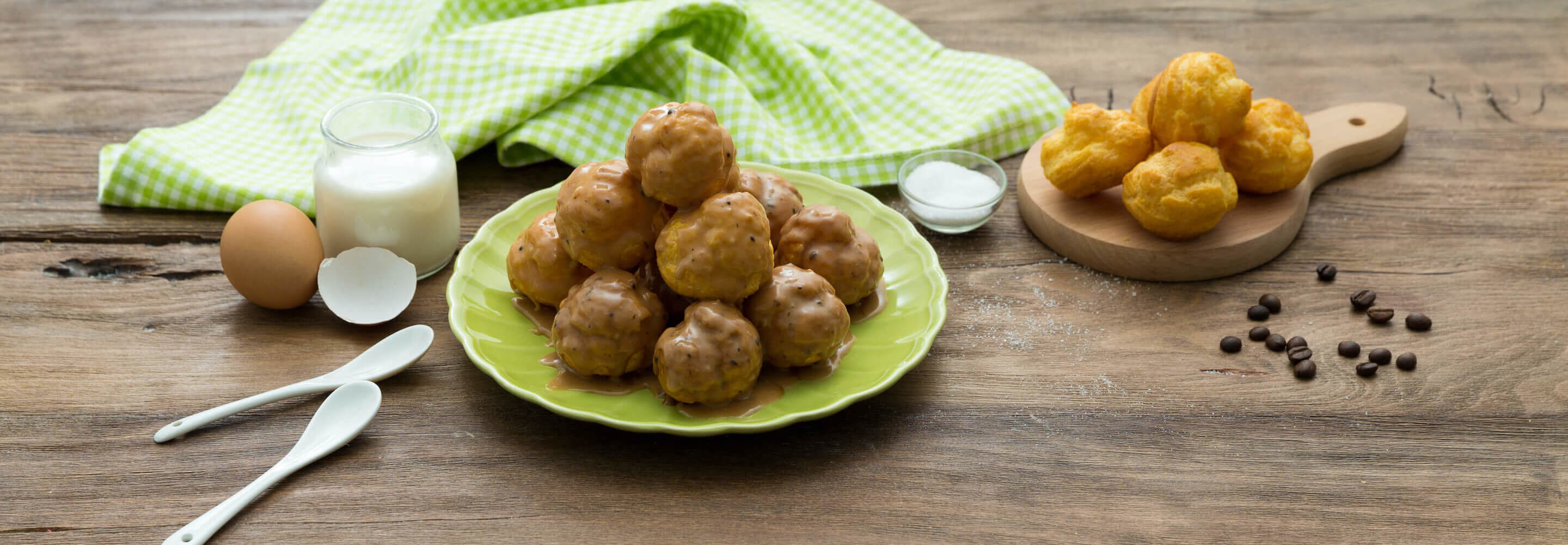 Kaffee-Profiteroles