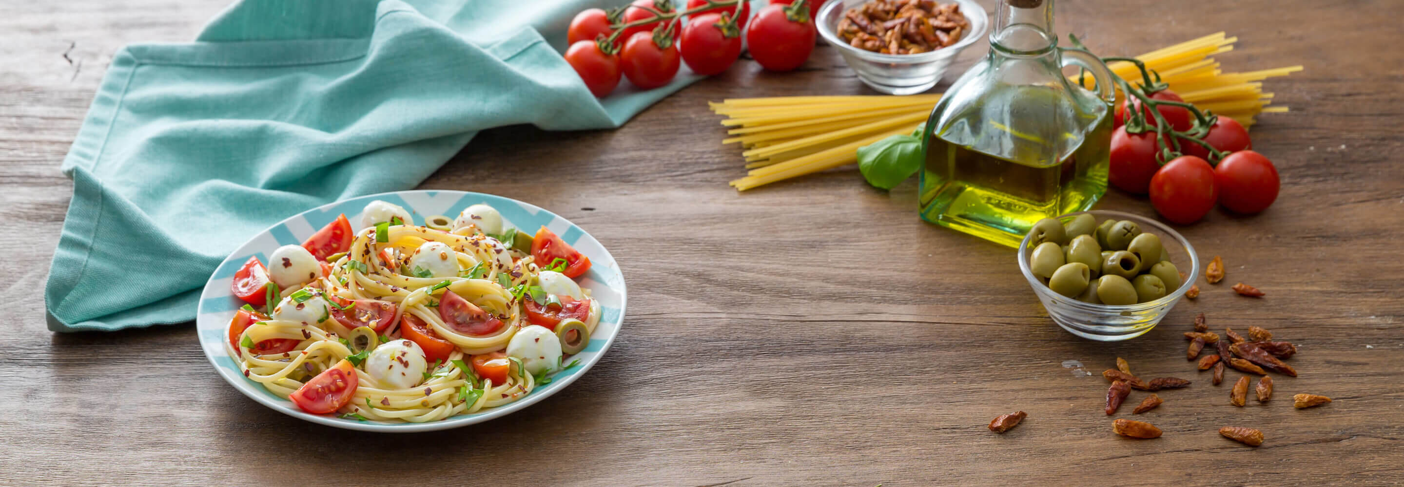 Spaghetti épicés façon estivale avec mozzarella mini