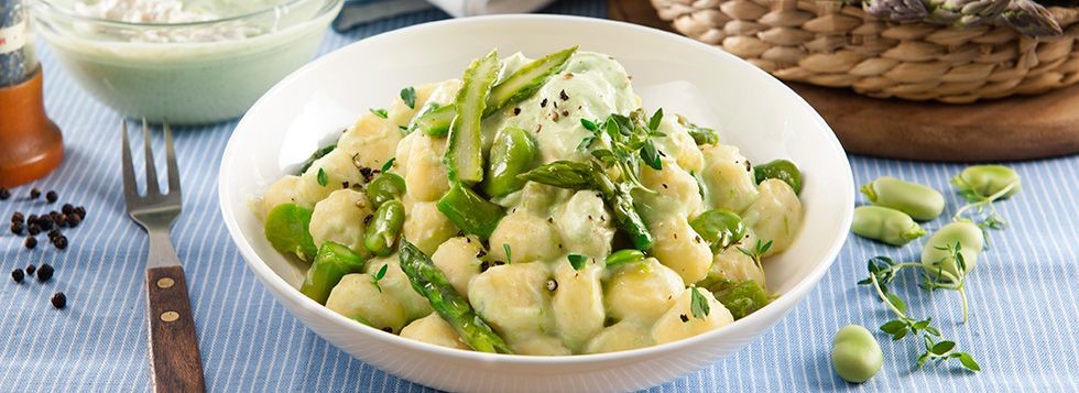 Gnocchi mit Spargeln, Bohnen und Ricotta