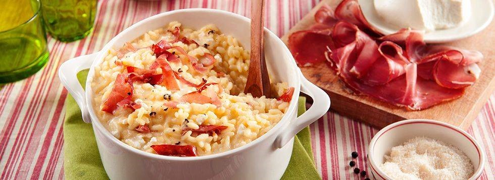 Risotto au speck, safran et ricotta