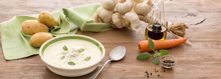 Knoblauchcremesuppe mit Mascarpone